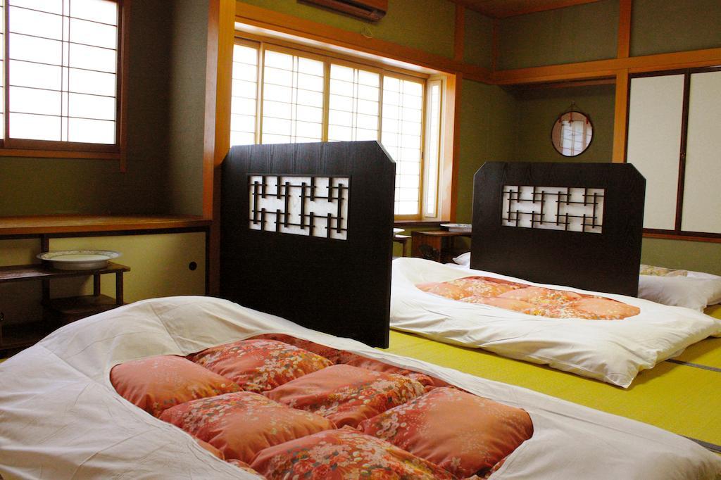 Izunokuni Hotel Nanzanso الغرفة الصورة